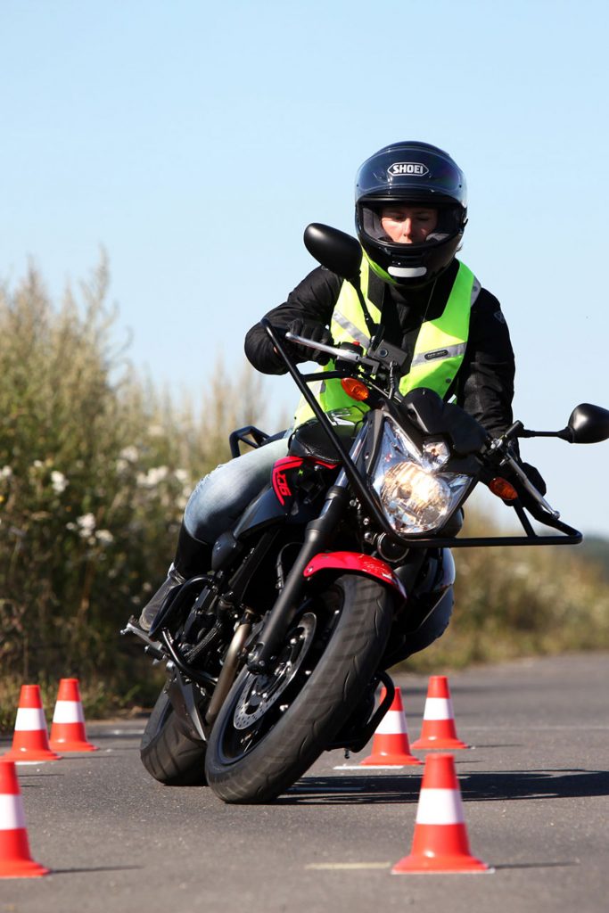 Formation permis moto Pink Permis